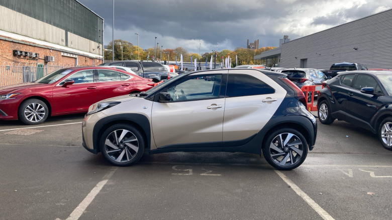 Toyota Aygo X 1.0 VVT-i Edge 5dr Auto [Parking] Petrol Hatchback